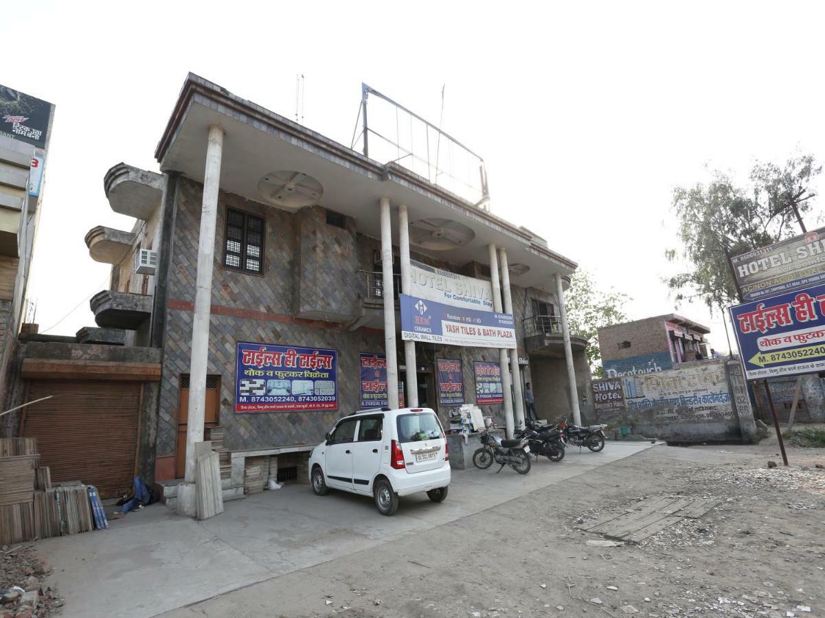Oyo 24672 Bharat Guest House Delhi  Exterior photo